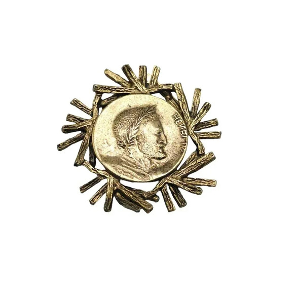 Henri IV Metal Coin Style Money Medallion Brooch Pin Gold Tone Vintage - Picture 1 of 4